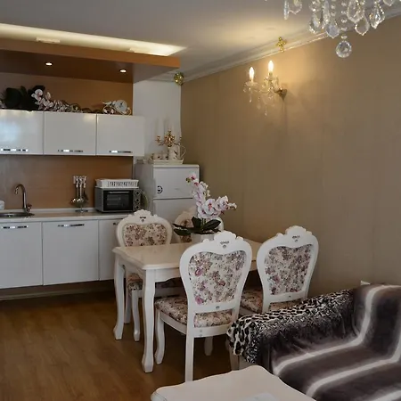 Apartament Sweet Homes 3 *